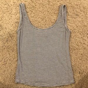 cropped tank top